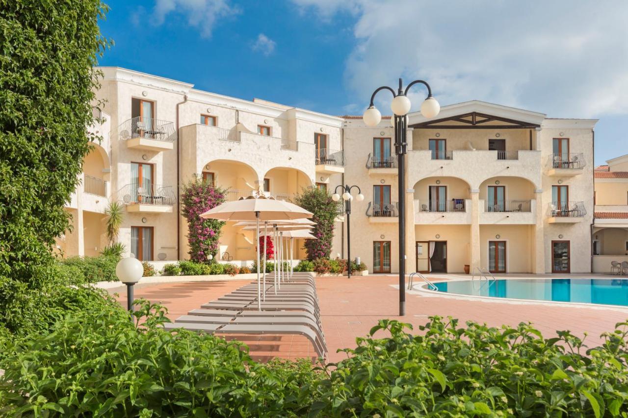 Blu Morisco Village 4*