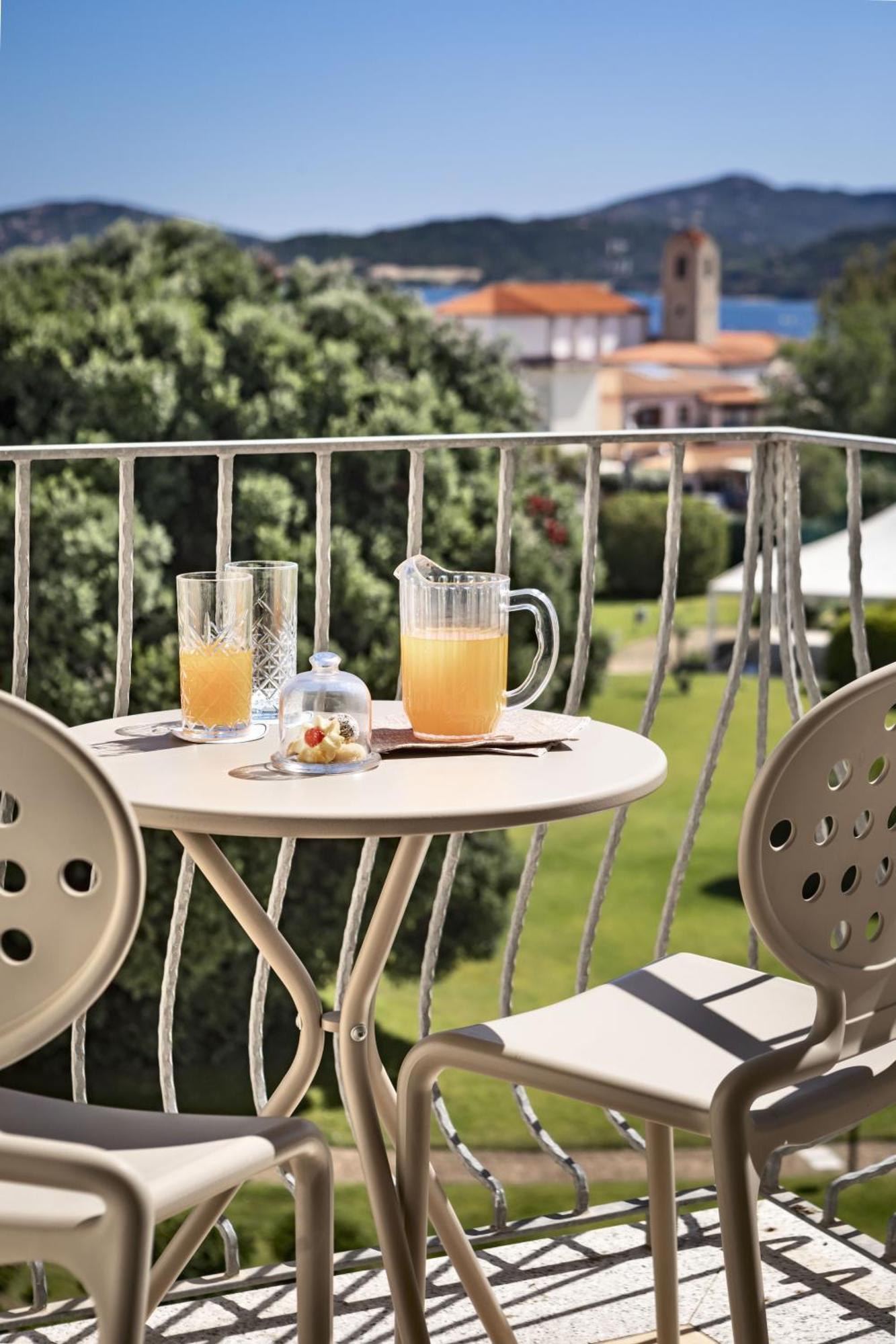 Blu Morisco Village Hotel 4*