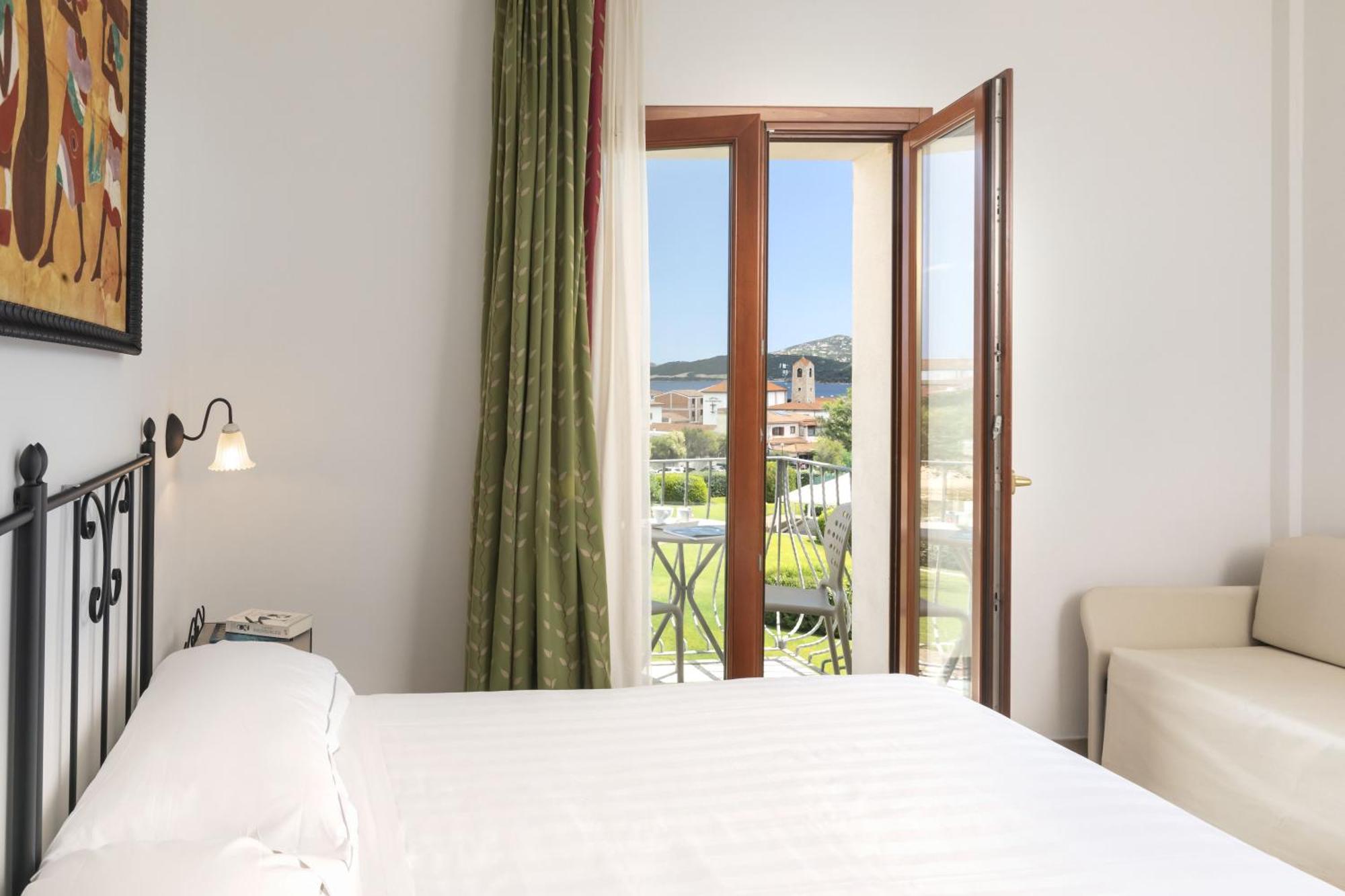 Hotel Blu Morisco Village