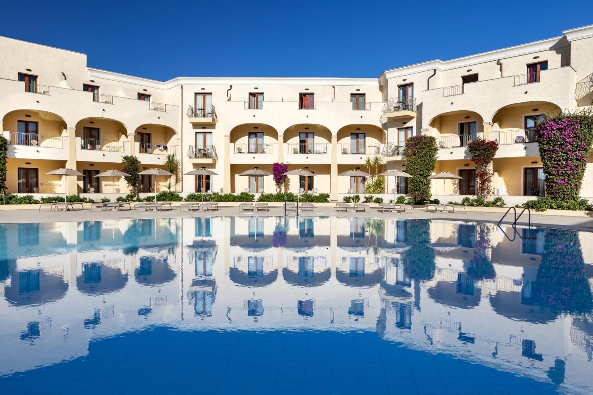 Blu Morisco Village Cannigione