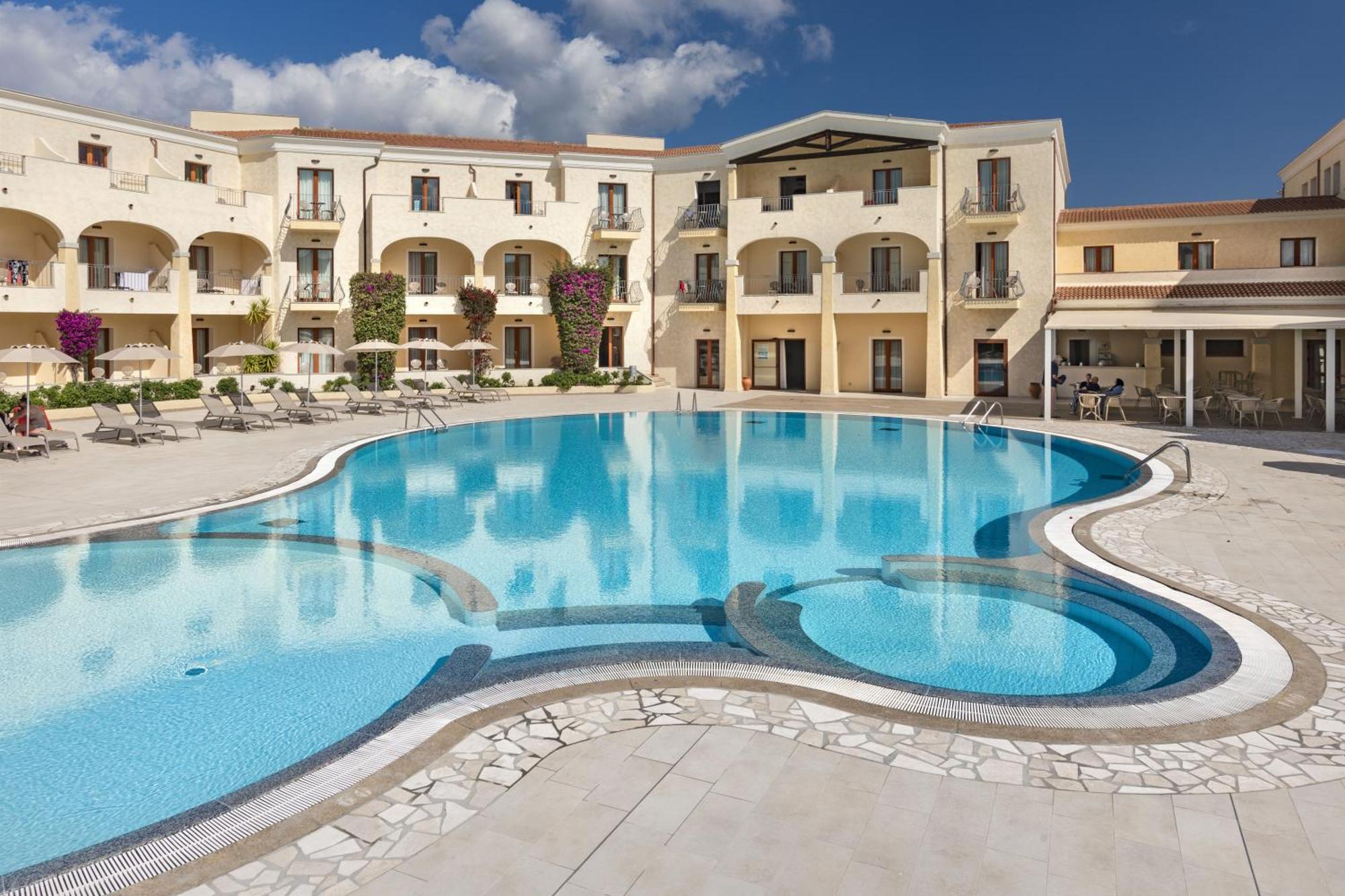 Hotel Blu Morisco Village 4*