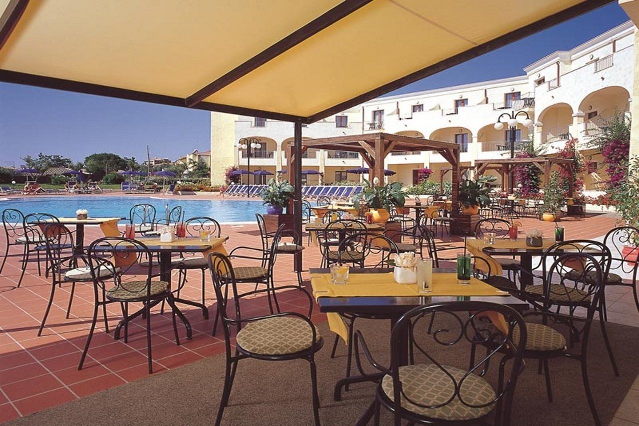 Blu Morisco Village Hotel 4*