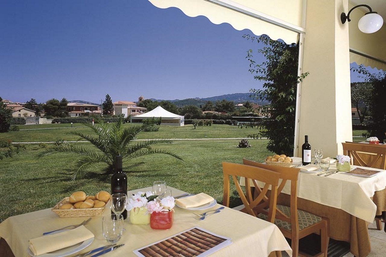 Blu Morisco Village 4*