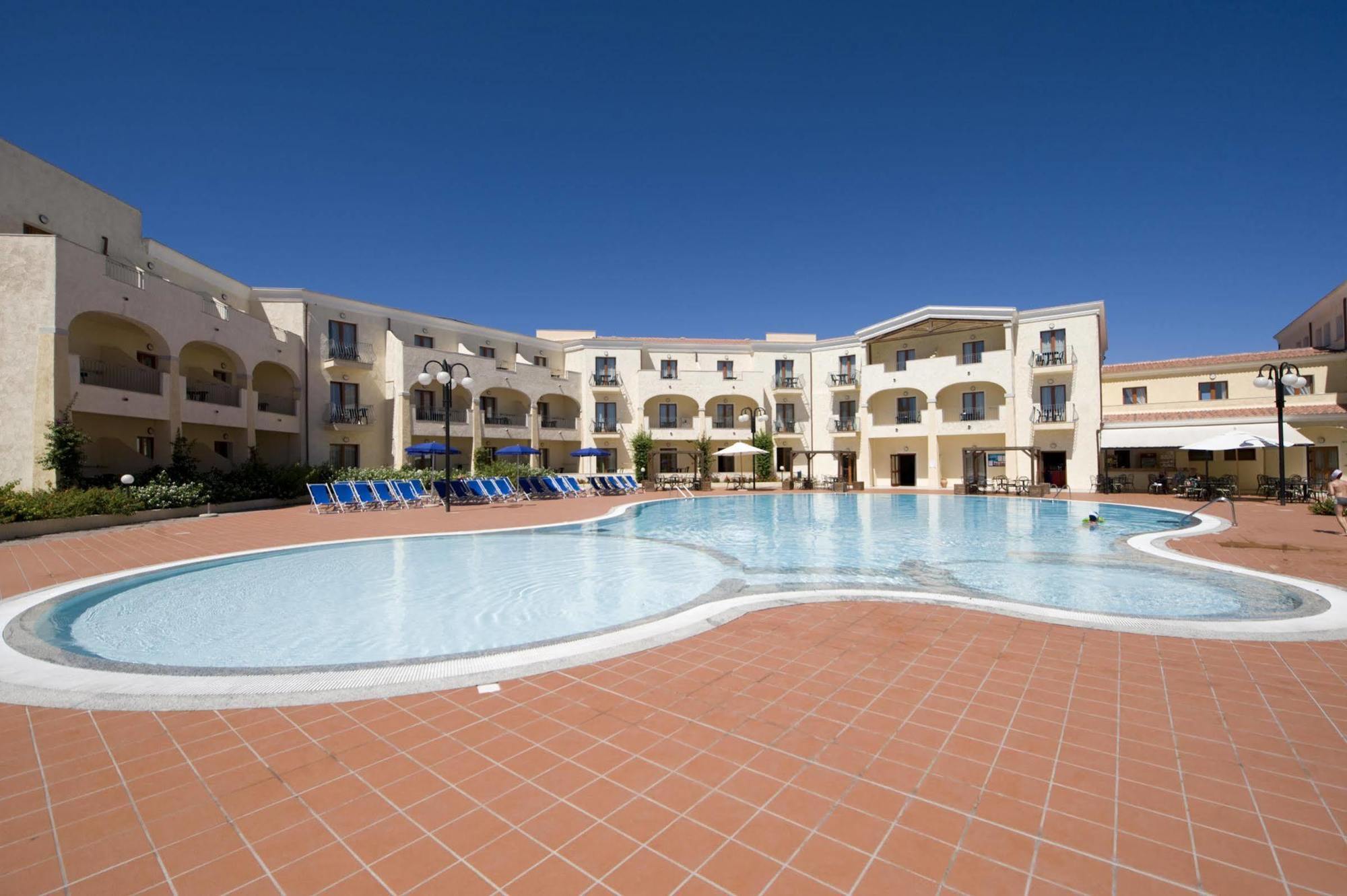 Blu Morisco Village 4*
