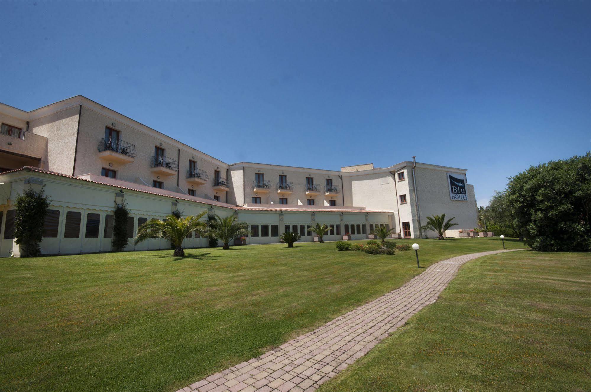 Hotel Blu Morisco Village