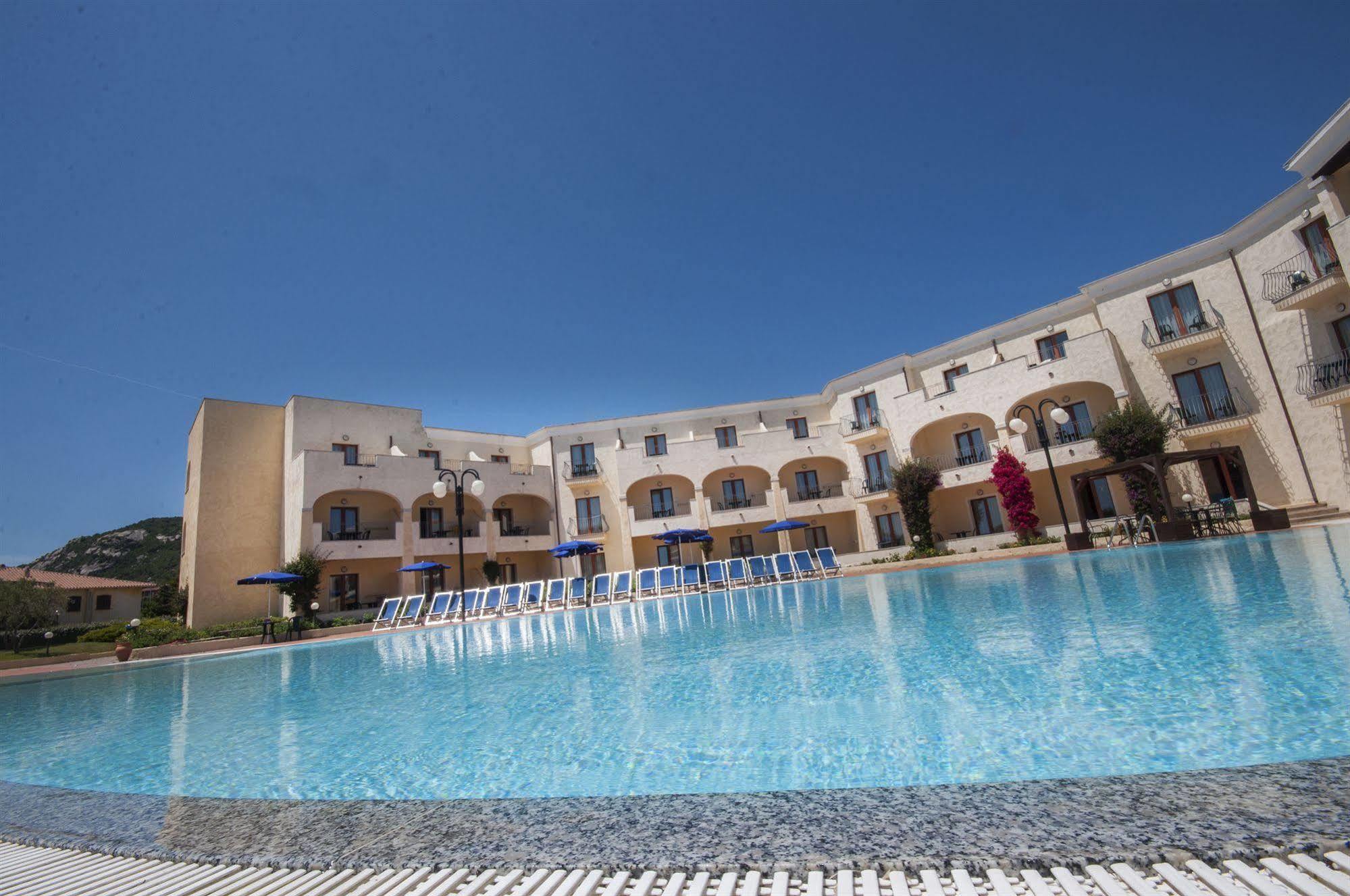 Hotel Blu Morisco Village